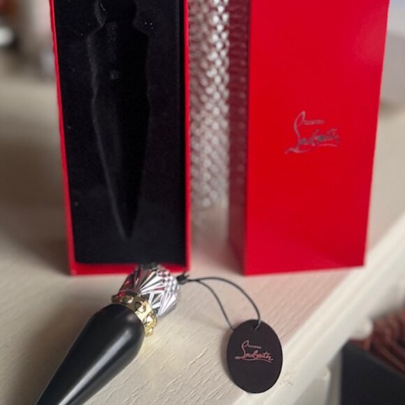 Christian Louboutin Rouge Velvet Matte Lipstick (In Box and Plastic) - Picture 8 of 12